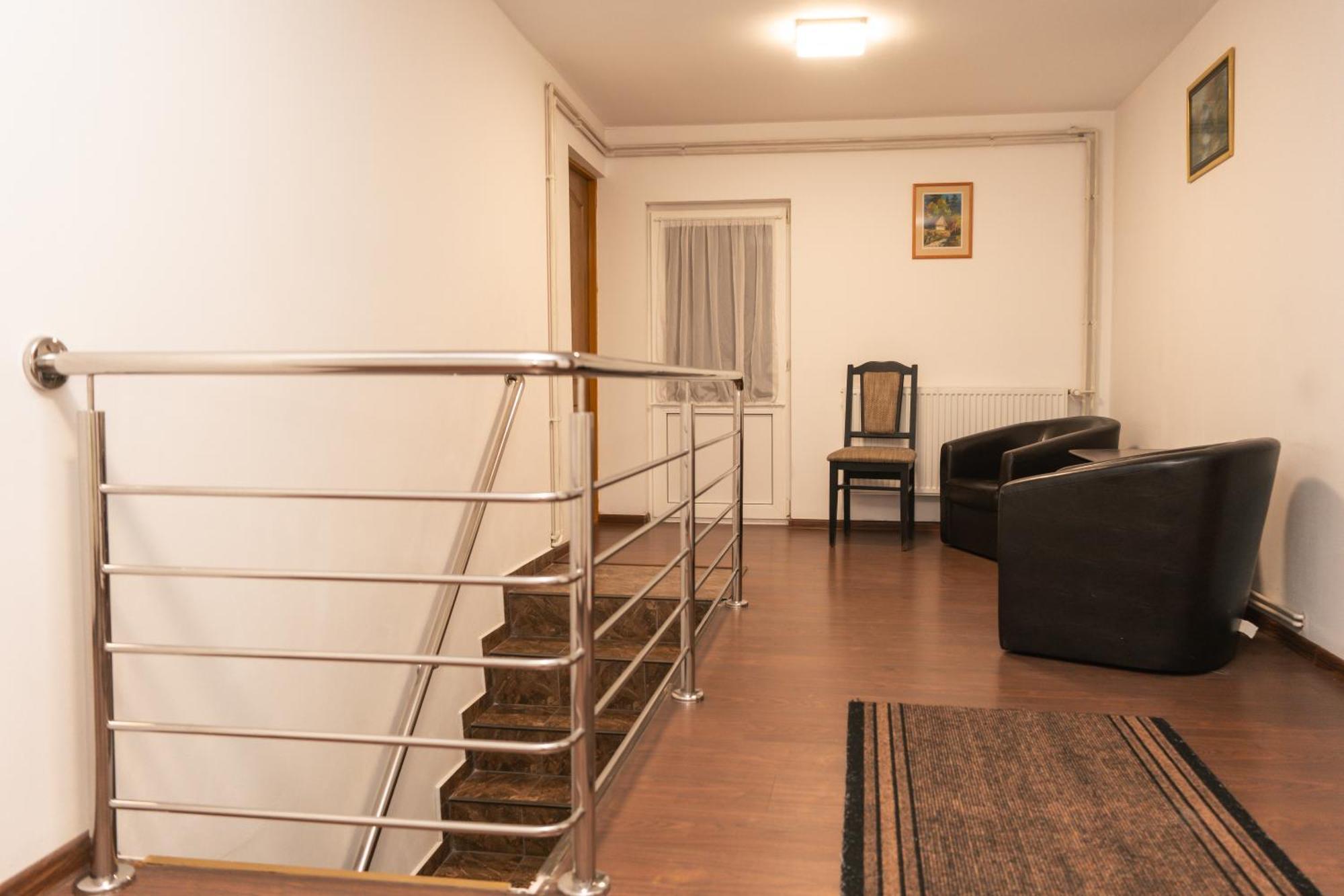 Vila Bradul Лаку Рошу Екстериор снимка