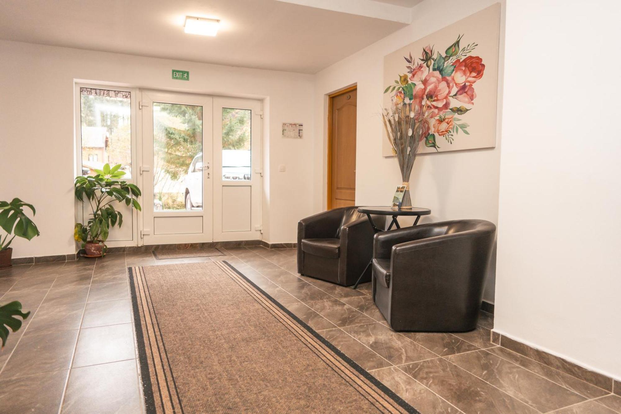 Vila Bradul Лаку Рошу Екстериор снимка